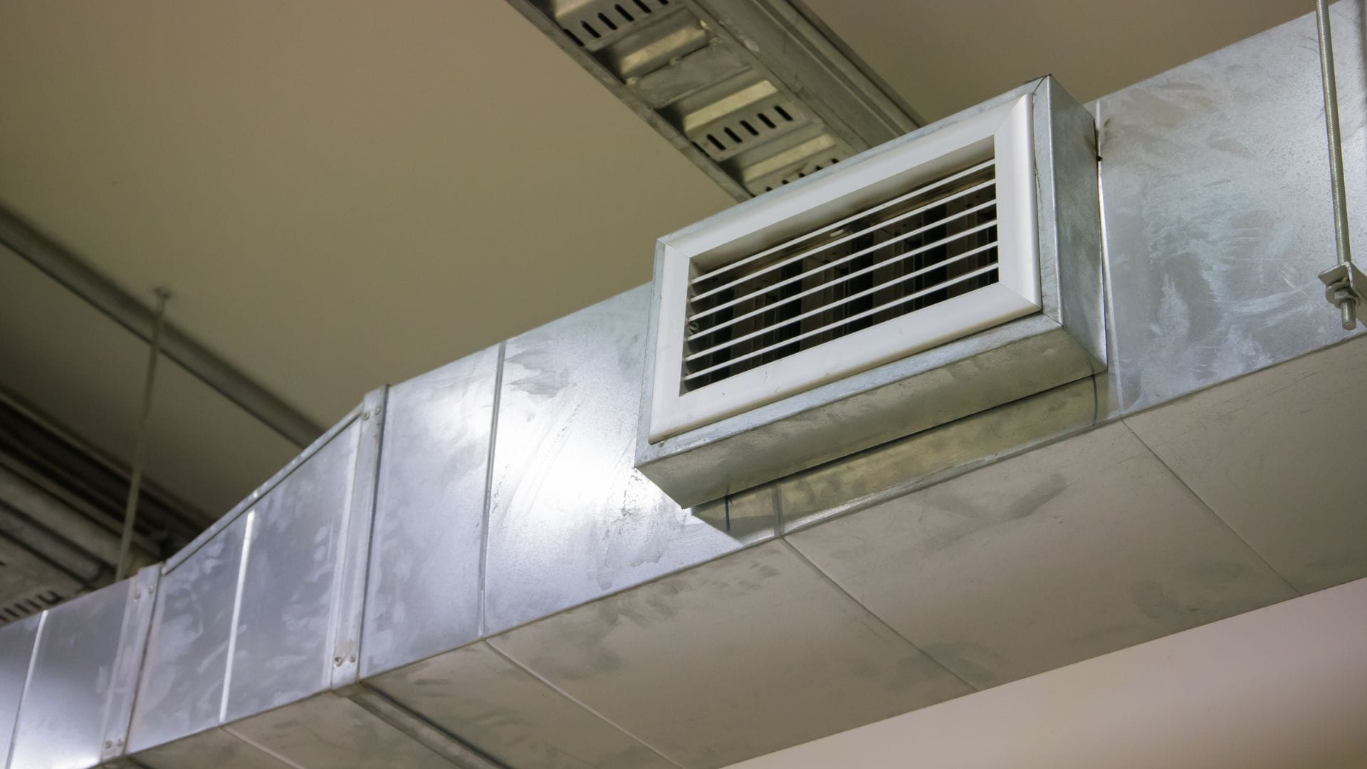 Galvanized air duct vent in a commercial building